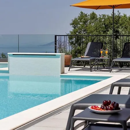 Dinora Exclusive Apartment Makarska