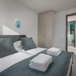 Апартаменты Dinora Exclusive *