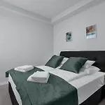 Apartment Dinora Exclusive Makarska