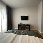 Dinora Exclusive Makarska