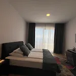 Dinora Exclusive Apartment Makarska