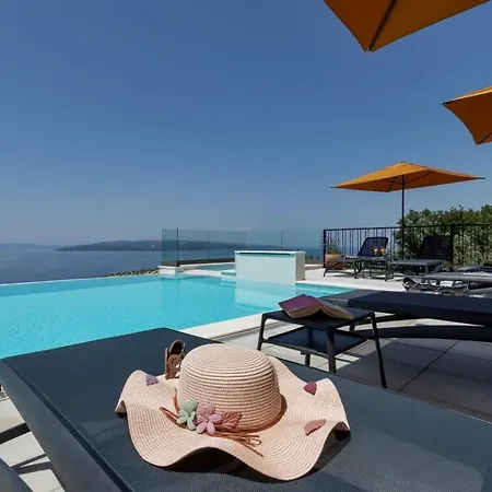 Dinora Exclusive Apartment