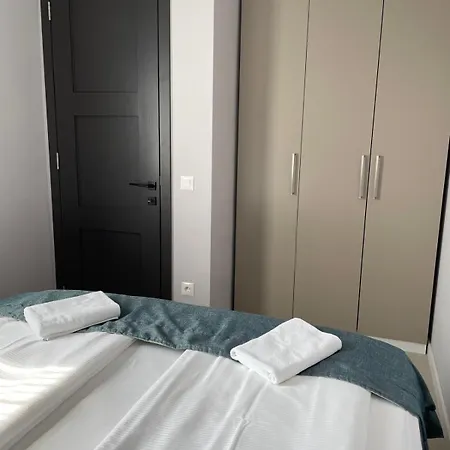 Dinora Exclusive Lägenhet *